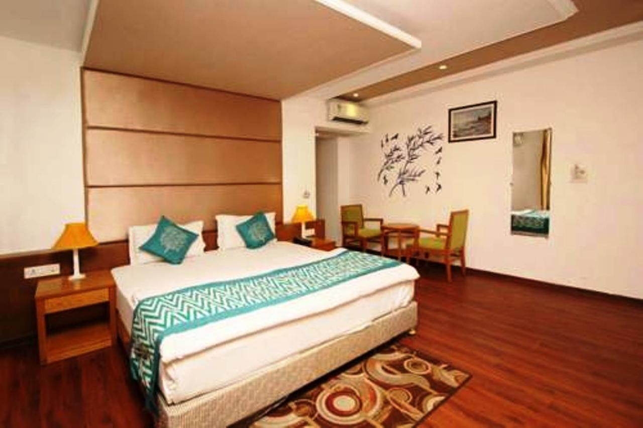 غورغاون Hotel Vipul Grand المظهر الخارجي الصورة