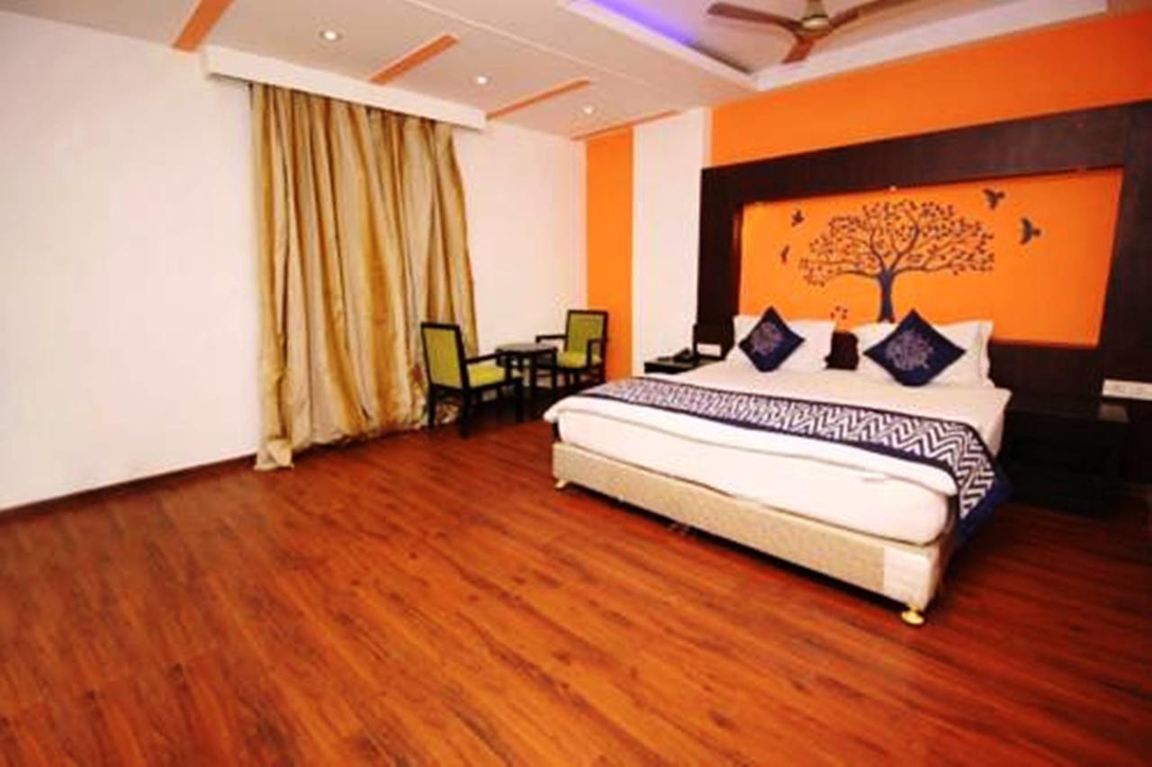 غورغاون Hotel Vipul Grand المظهر الخارجي الصورة